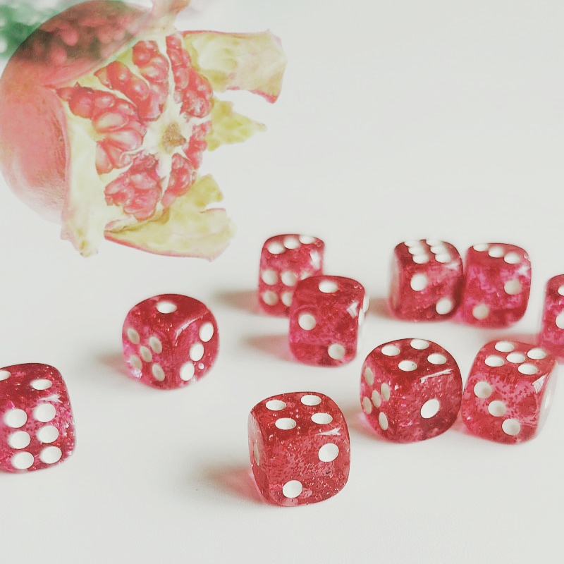 Set of 10pcs Glitter Dice Roll - Board Game Digital recension och pris
